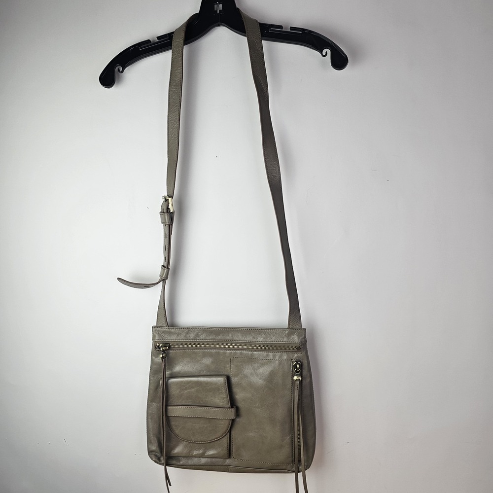 Hobo International Crusade Gray Leather Crossbody Bag Phone Pocket Travel Zip